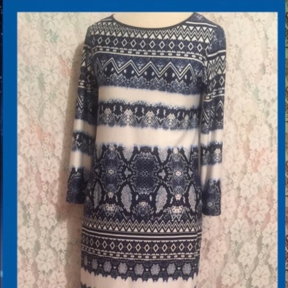 Young lady’s mini dress by Studio by Tiana B - Picture 5 of 5